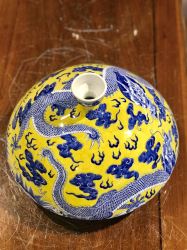 Con quay vẽ Song Long