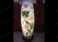 Đèn dáng trụ phật bà