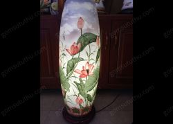 Đèn dáng trụ phật bà