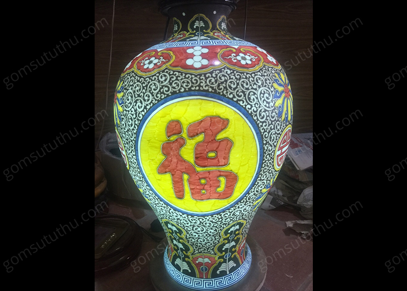 Đèn đùi dế hoa văn Phúc - Lộc - Thọ
